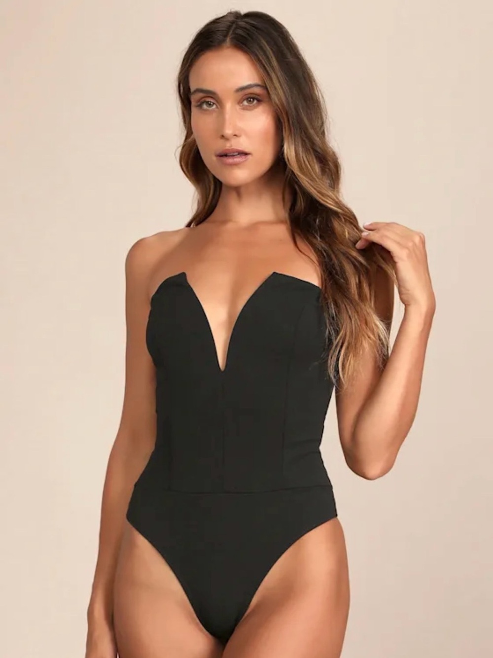 NWT Lulus Babe Alert Black Notched Strapless Bodysuit